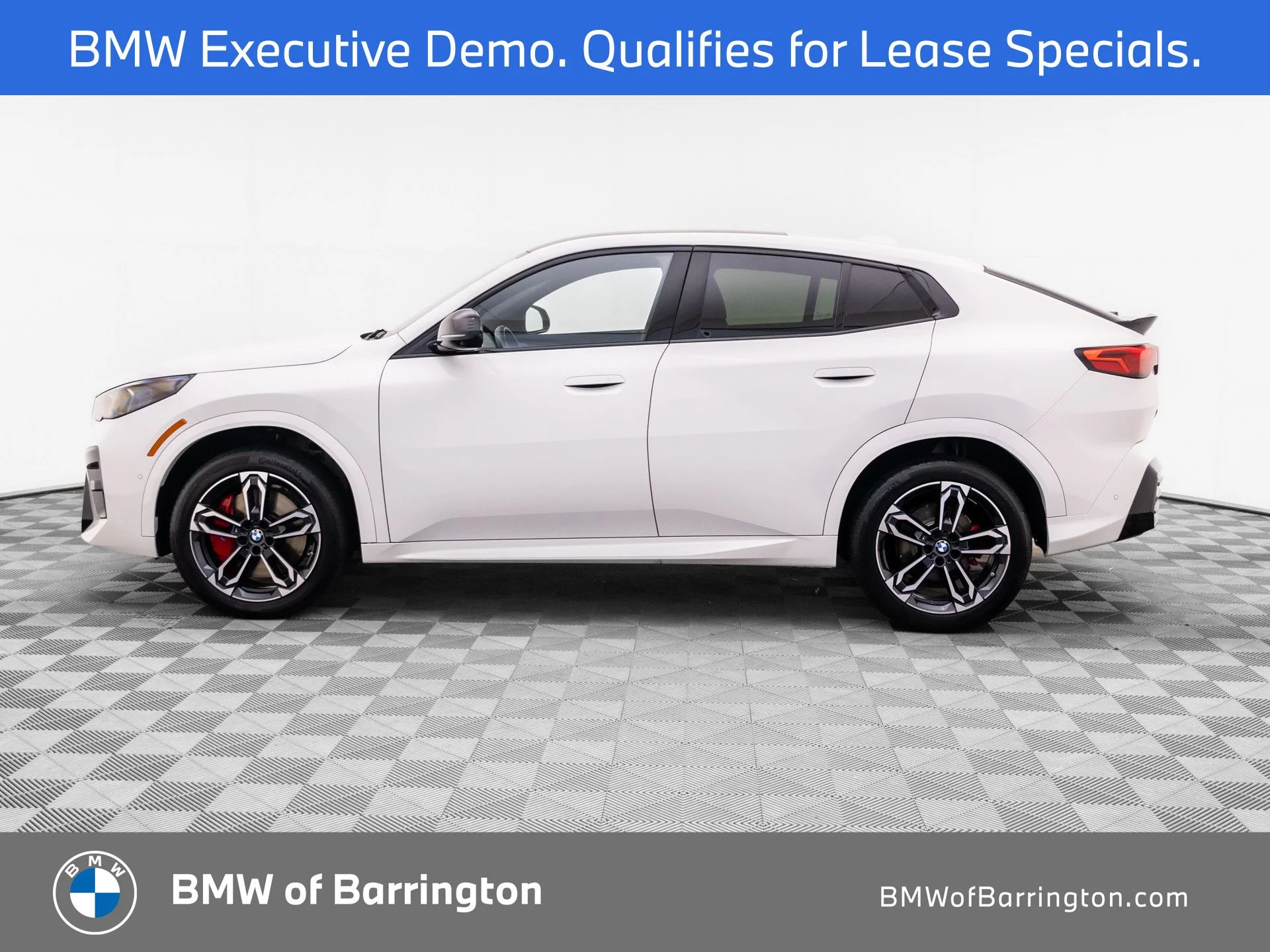 Used 2026 White BMW xDrive28i image 2