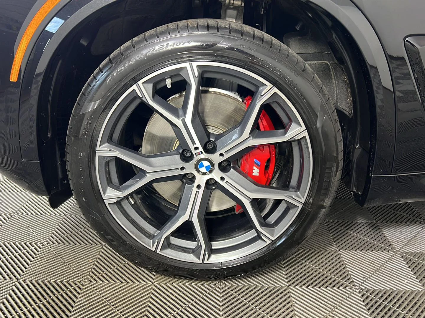 Used 2026 Black Sapphire Metallic BMW xDrive40i image 14