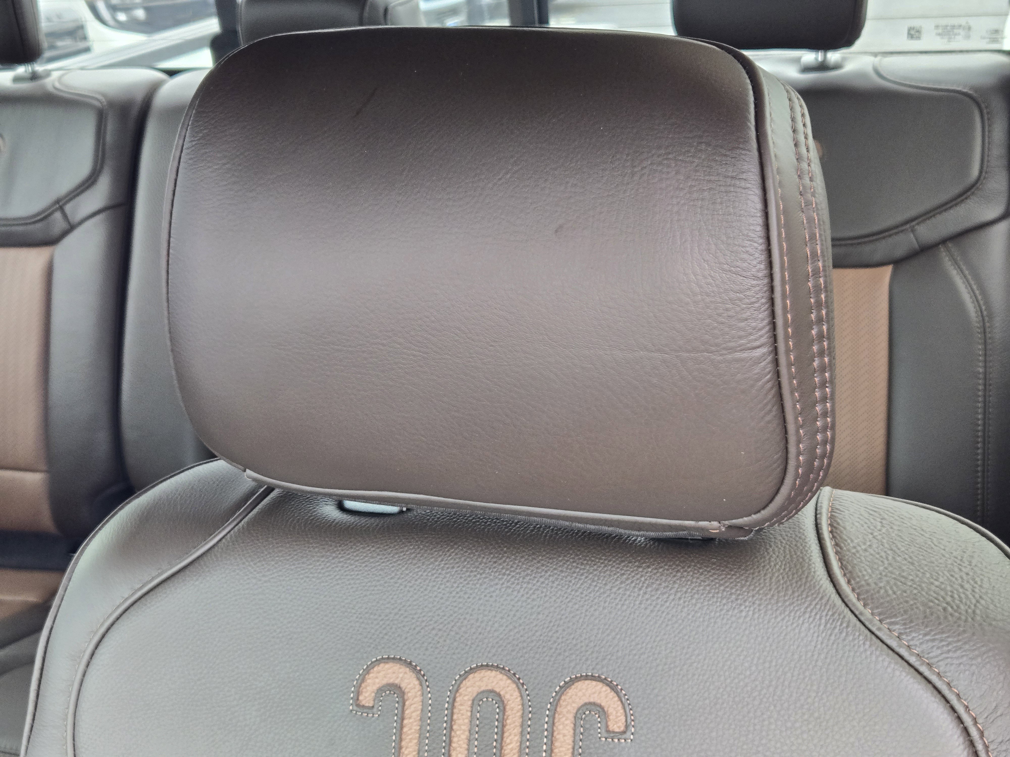 New 2026 Star White Metallic Tricoat Ford King Ranch image 17