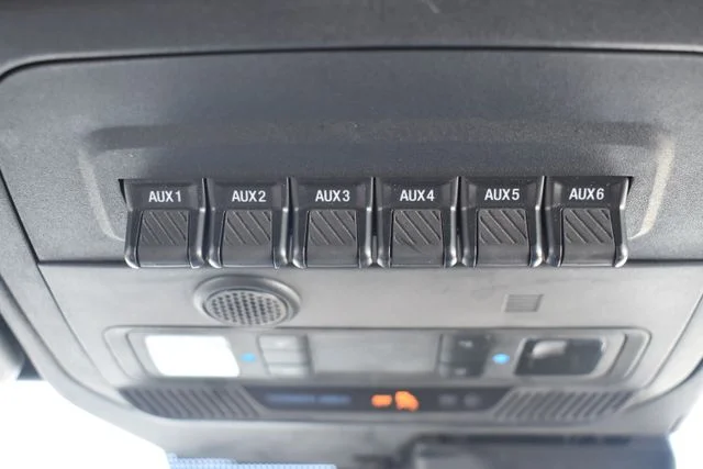 Used 2022 Gray Ford Badlands image 35