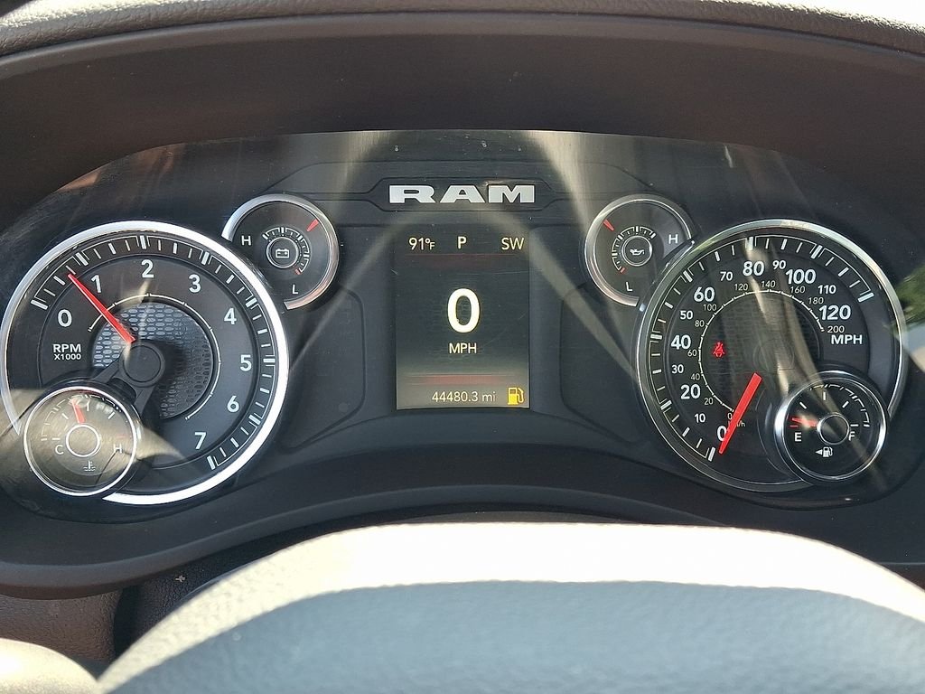 Used 2024 Silver Ram Big Horn image 21