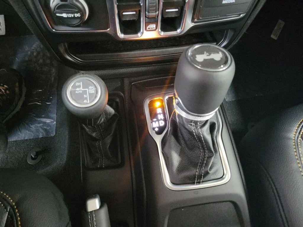 New 2025 Joose Exterior Paint Jeep Sahara 4xe image 23