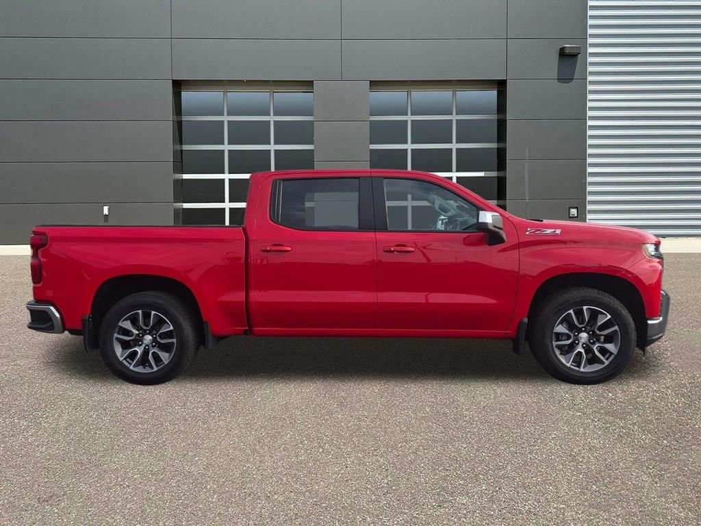 Used 2019 Red Hot Chevrolet LT image 4