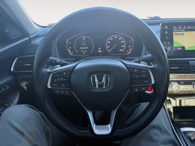 Used 2020 Black Honda Touring 2.0T image 13