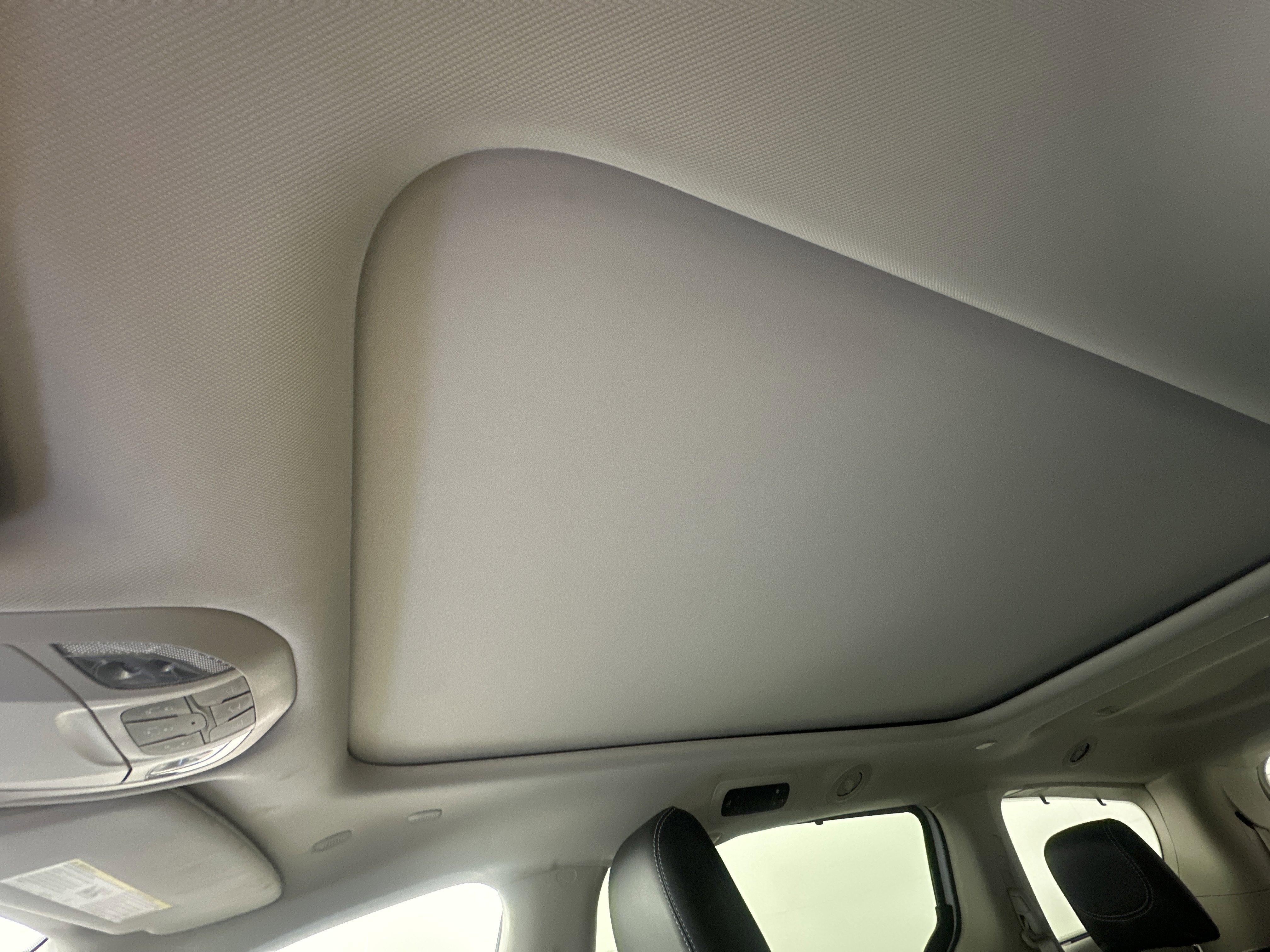 Certified Used 2023 Bright White Clearcoat Chrysler Limited image 25