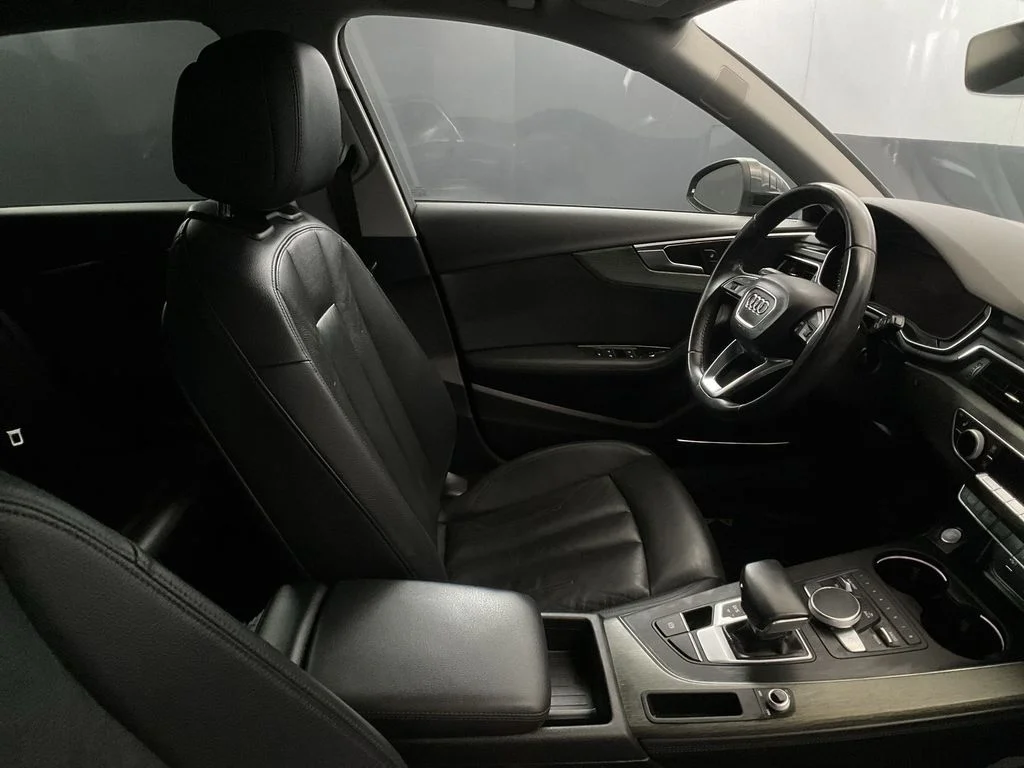 Used 2019 Gray Metallic Audi 2.0T Prestige image 26