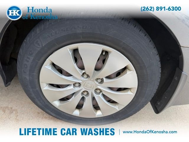 Used 2011  Honda LX image 3