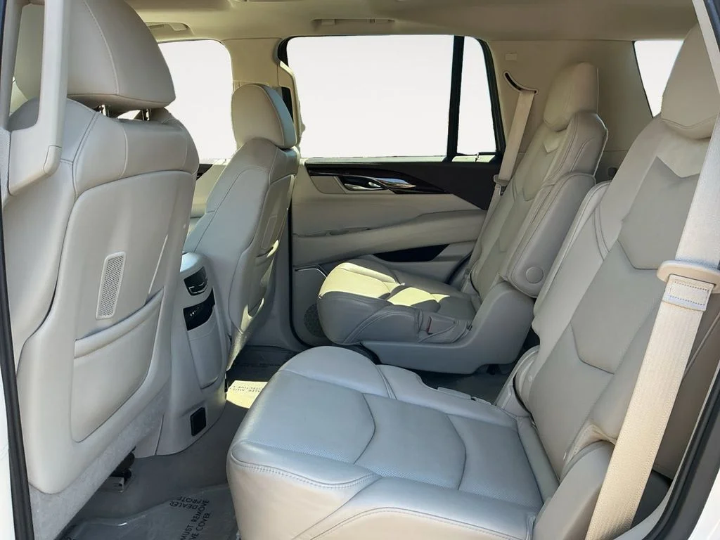 Used 2015 White Cadillac Premium image 13