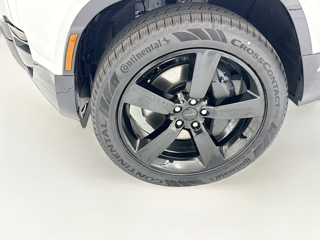 New 2026 Fuji White LAND ROVER X-Dynamic SE image 29