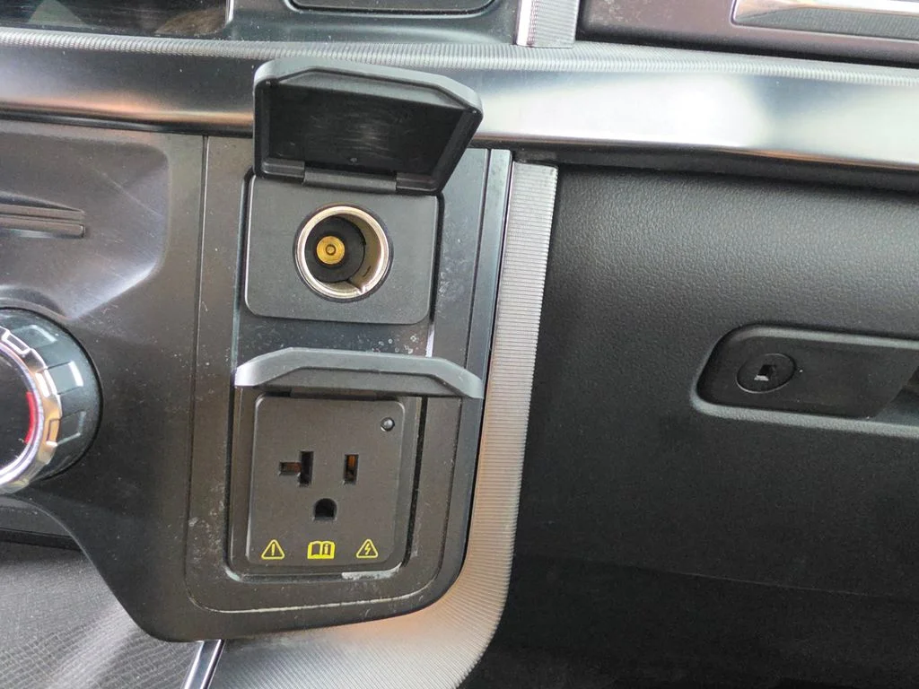 Used 2022 Blue Ford Platinum image 35