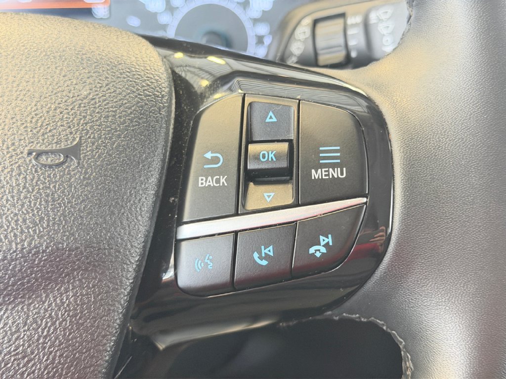 Used 2022 Gray Ford SE image 31
