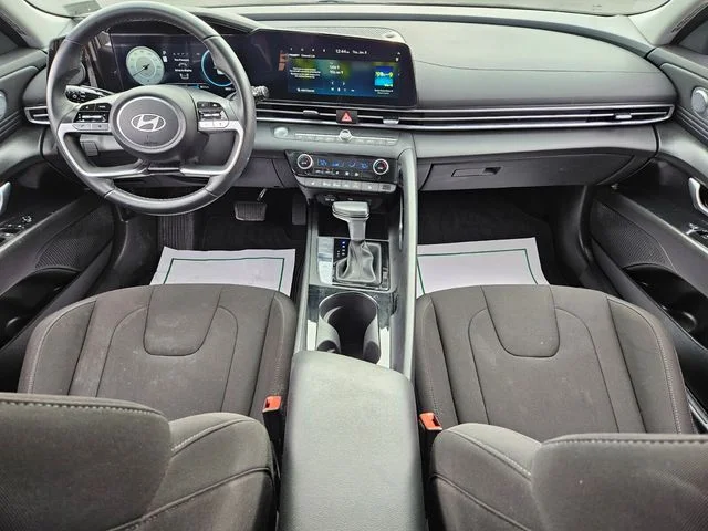 Used 2024 Gray Hyundai SEL image 14
