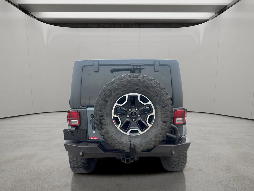 Used 2013  Jeep Rubicon 10th Anniversary image 9