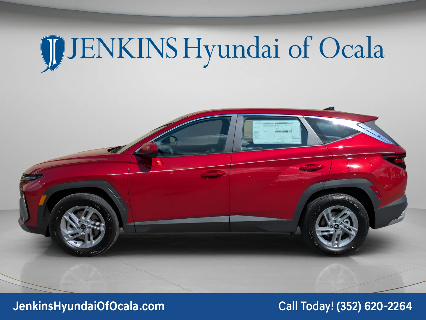 Used 2026 Ultimate Red Hyundai SE image 7
