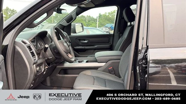 New 2026 Diamond Black Crystal Pearlcoat RAM Express image 9