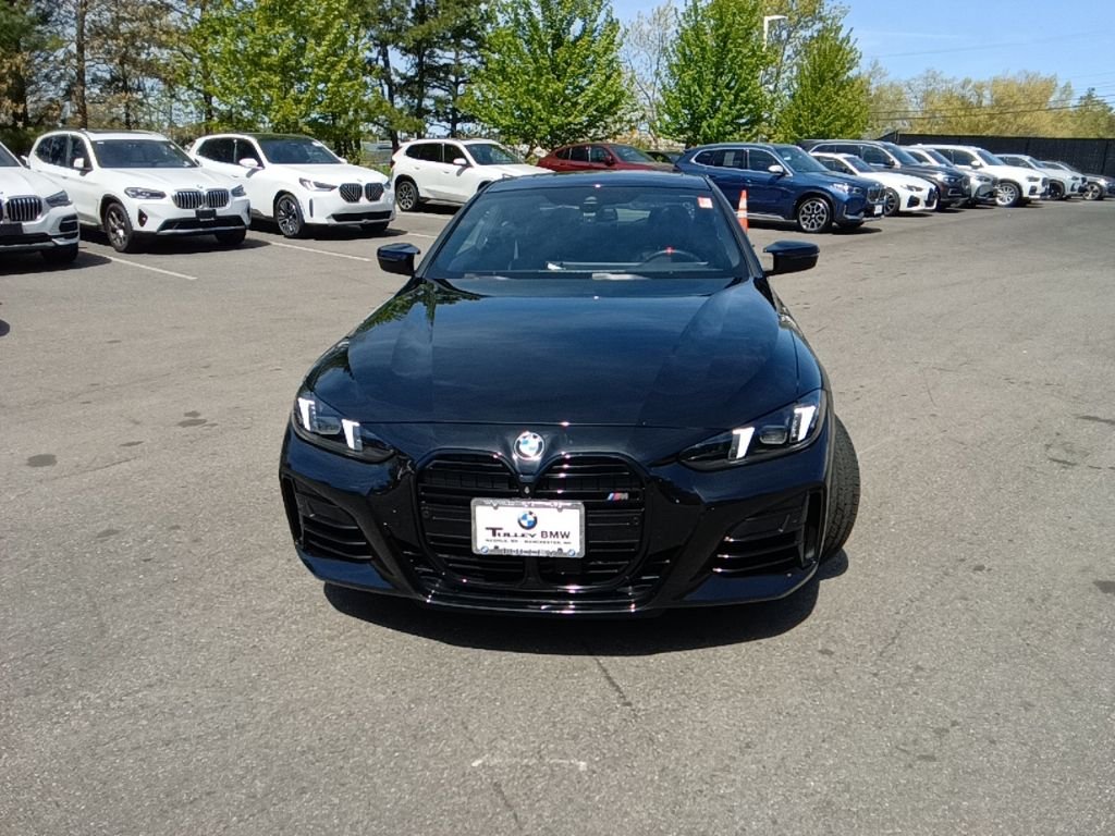 Used 2026 Black Sapphire Metallic BMW M440i xDrive image 4