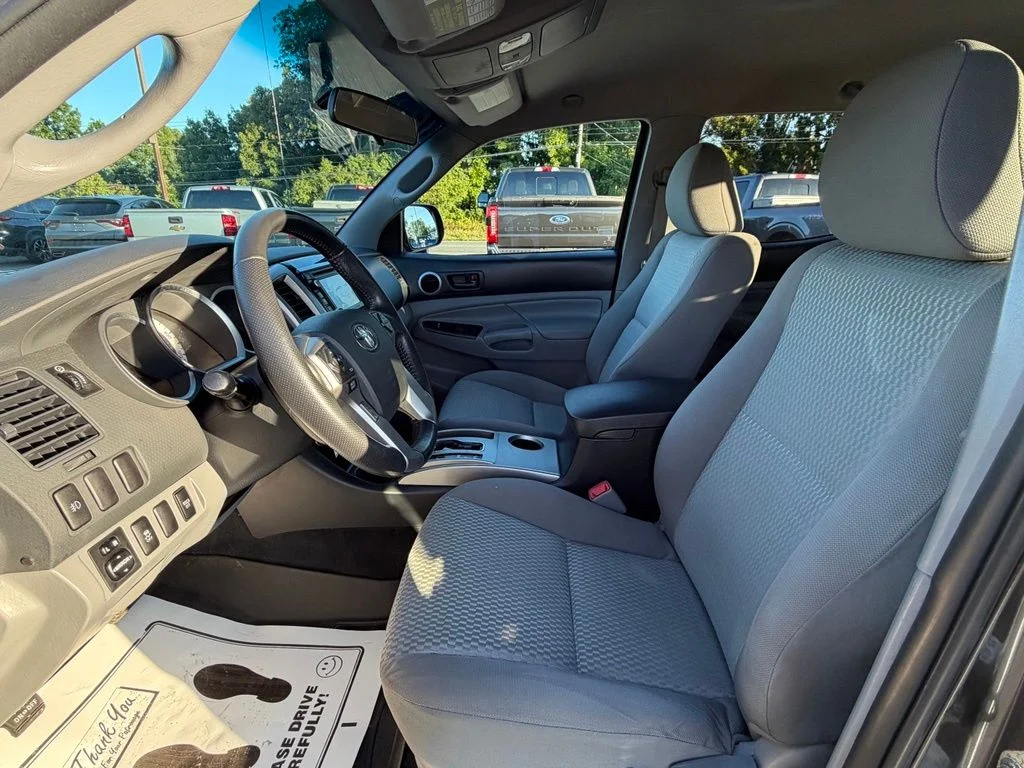 Used 2015 Gray Toyota Base image 10