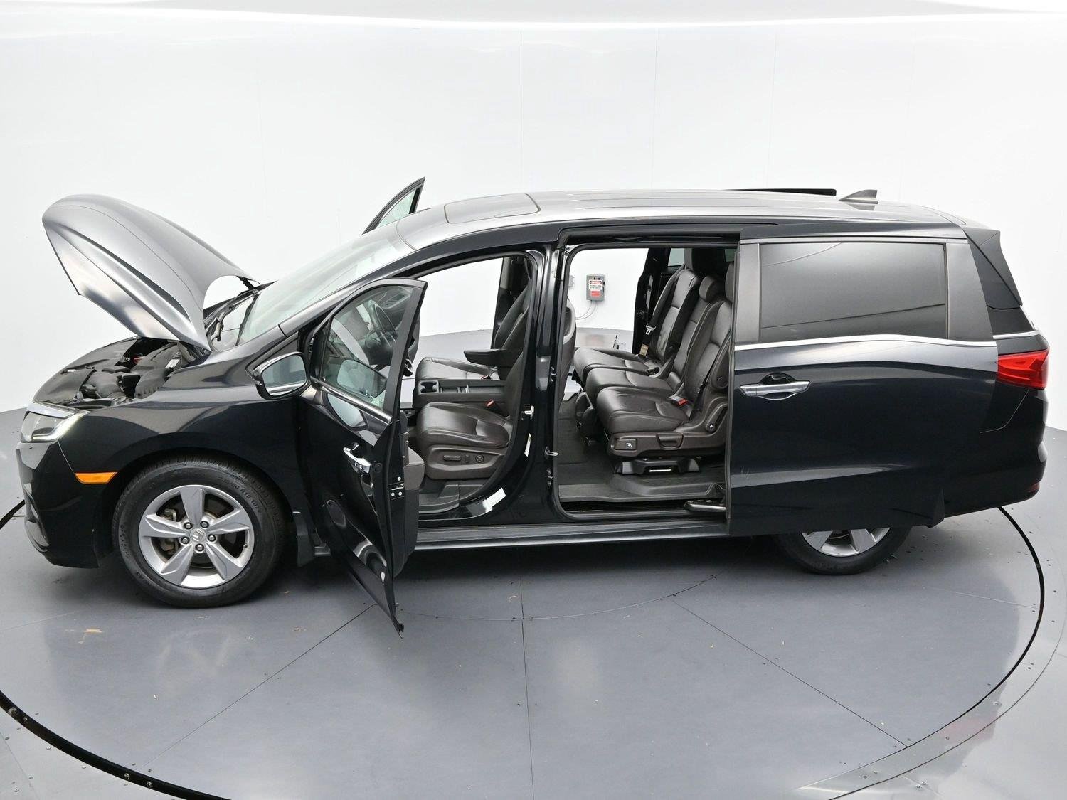 Used 2018 Crystal Black Pearl Honda EX-L image 40