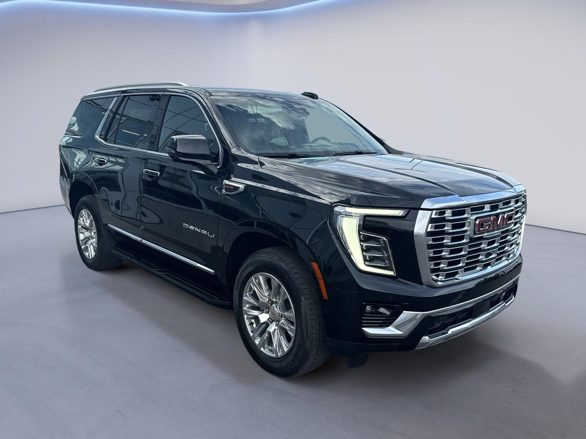 Used 2025 Onyx Black GMC Denali image 7