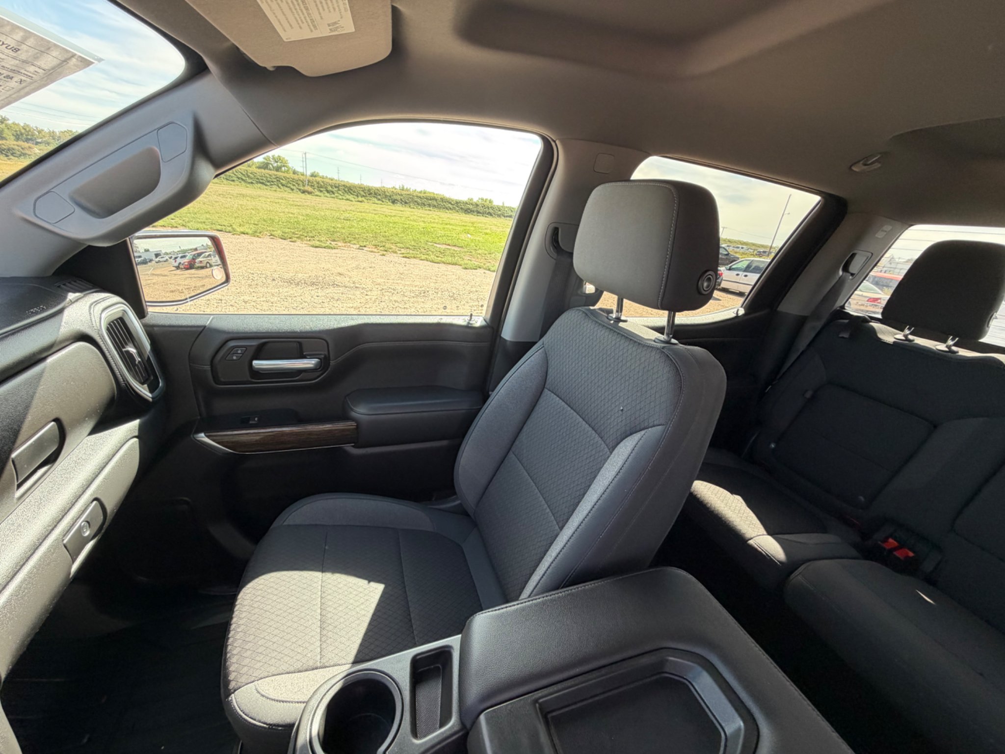 Used 2020 Cardinal Red GMC Elevation image 9