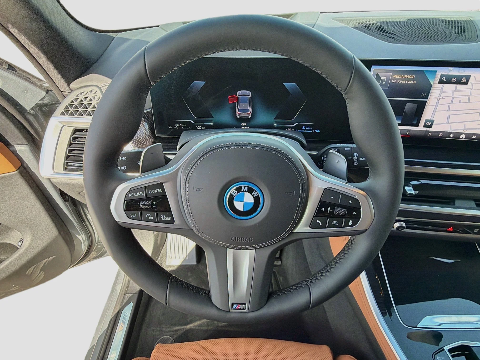 Used 2026 Skyscraper Grey Metallic BMW xDrive50e image 39