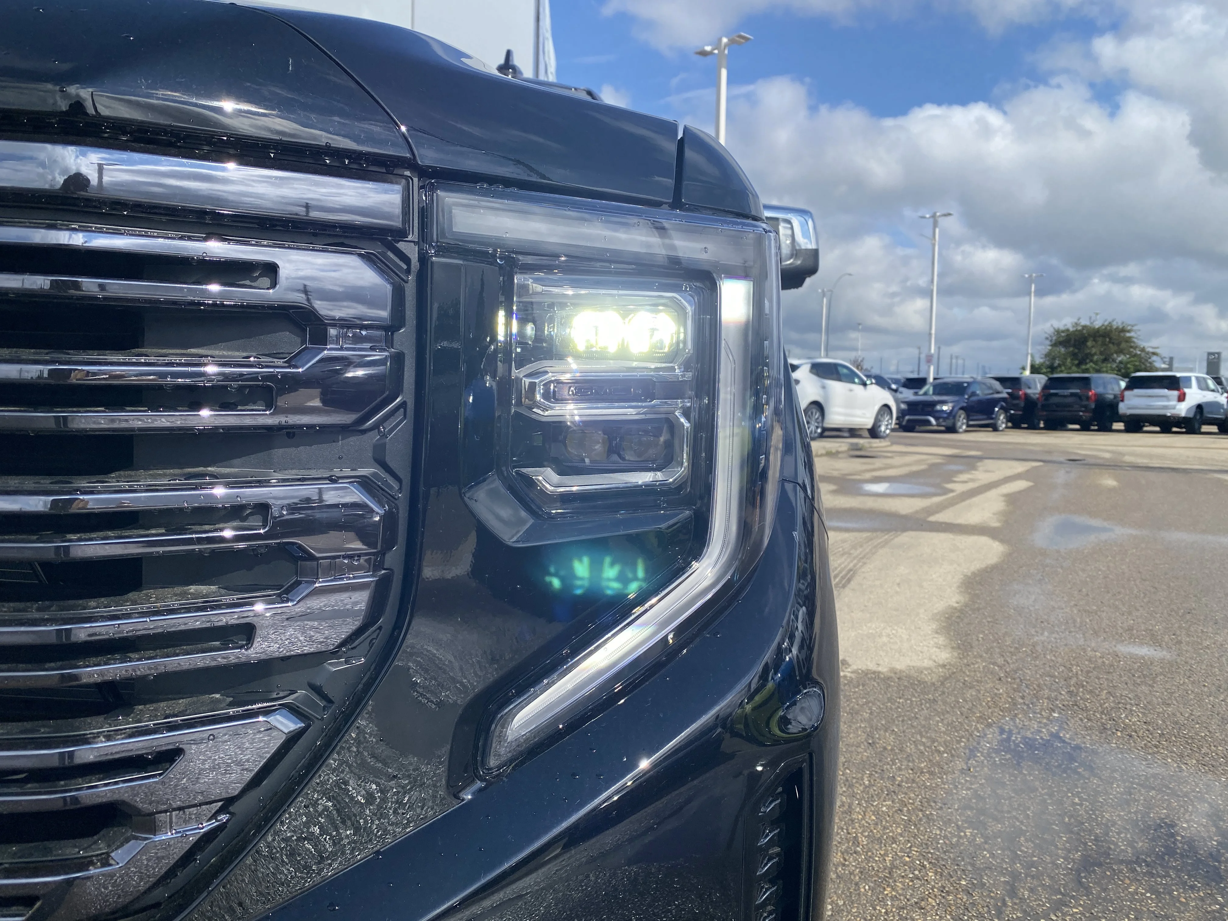 New 2026 ONYX BLACK GMC Denali Ultimate image 10