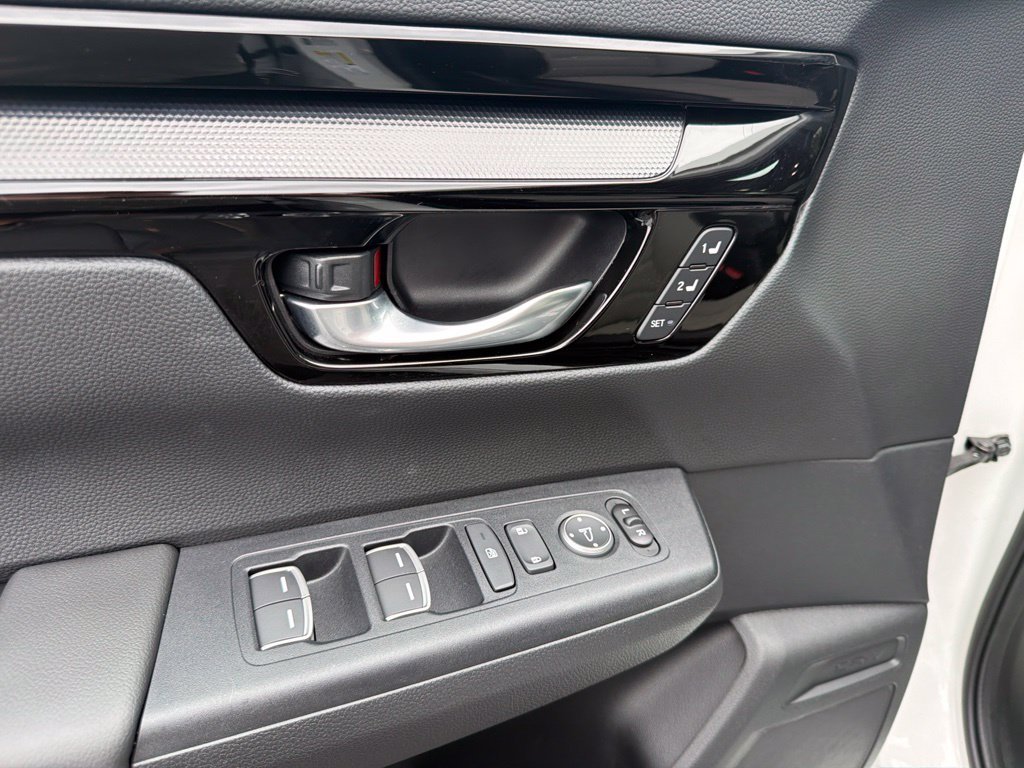 2025 Honda CR-V Sport Touring - Photo 27