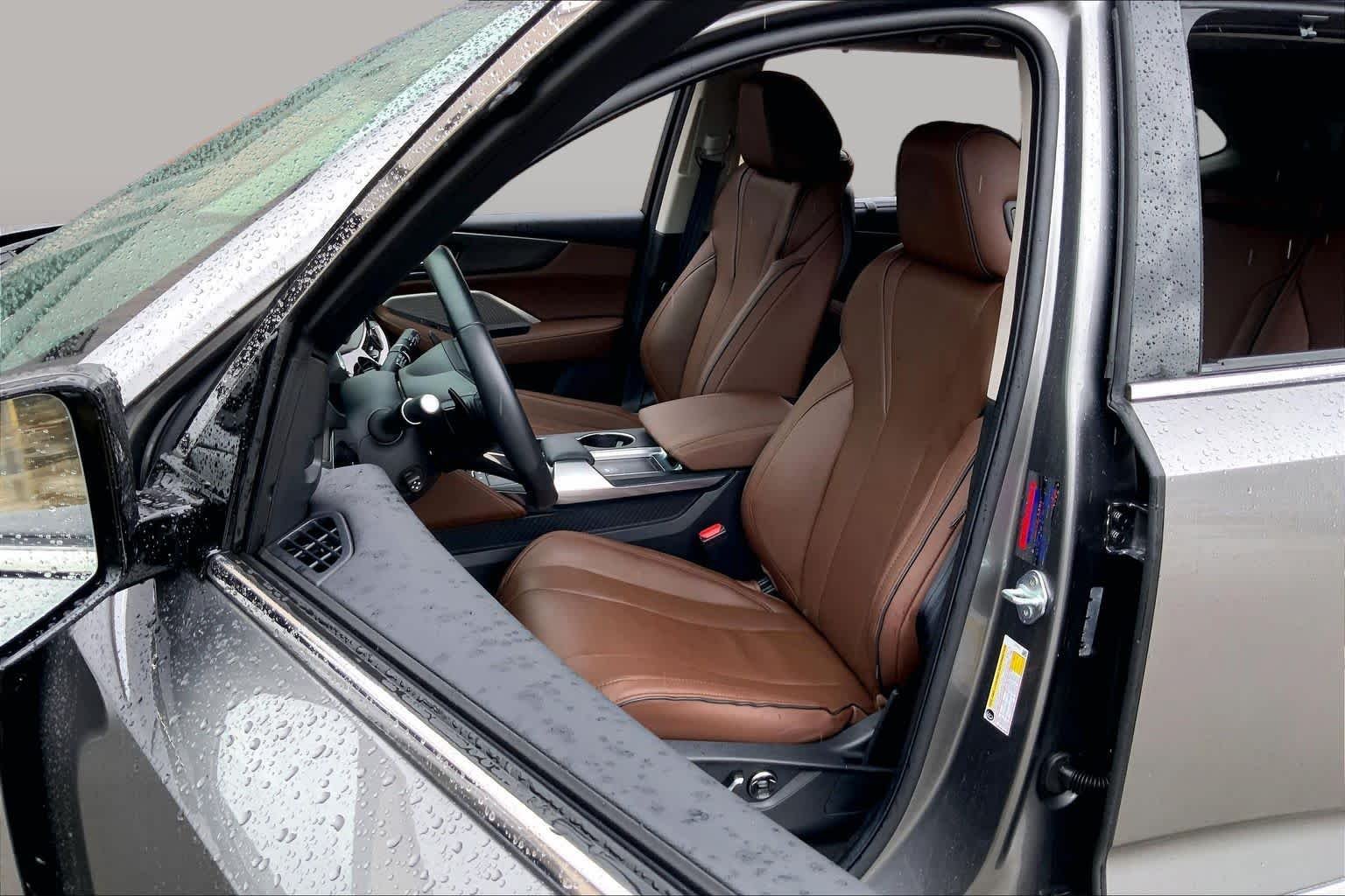 Used 2023 Liquid Carbon Metallic Acura w/Advance Package image 8