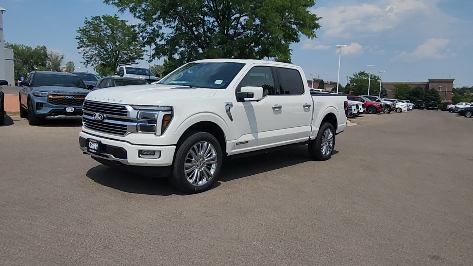 New 2026 Star White Metallic Tri-Coat Ford Platinum image 3