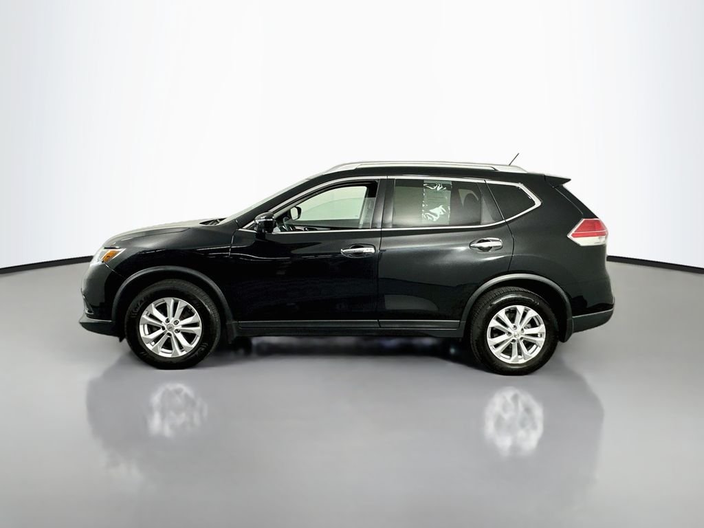 Used 2016 Magnetic Black Nissan SV image 5