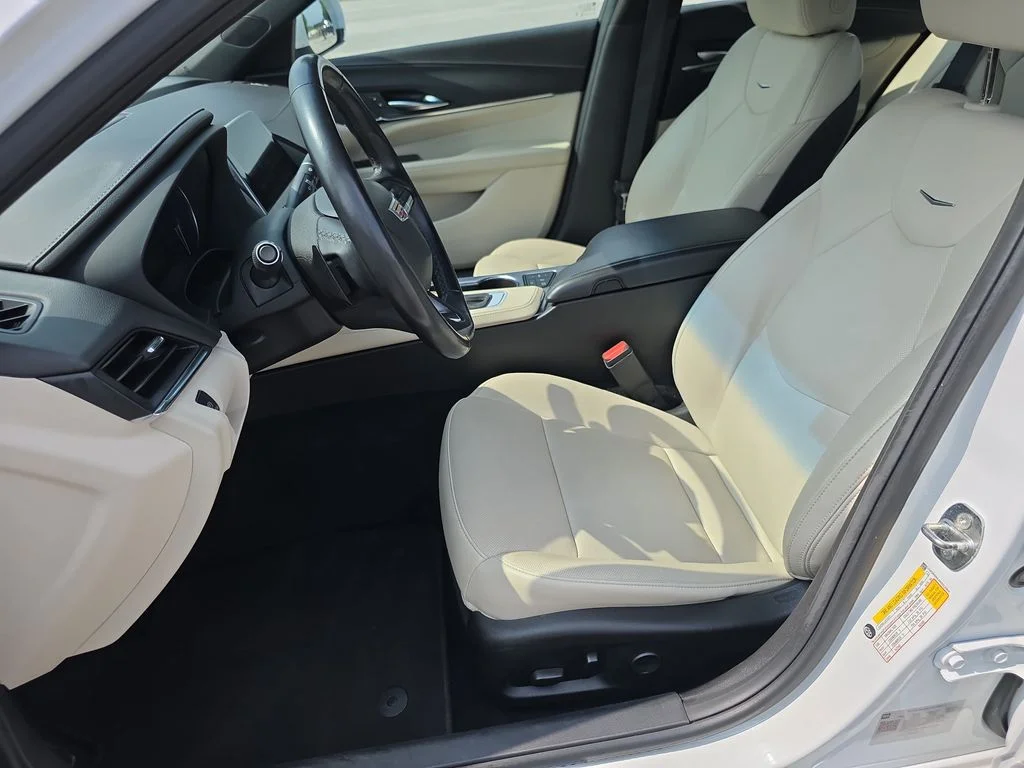Used 2024 White Cadillac Premium Luxury image 10