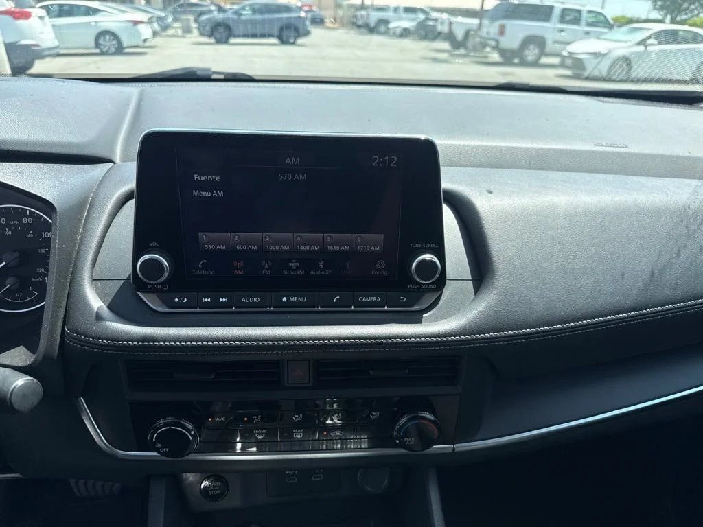Used 2024 Gray Nissan S image 17