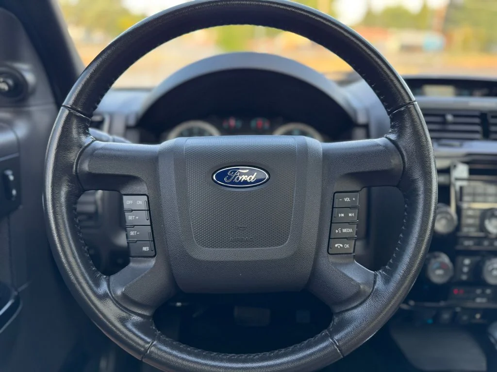 Used 2011 White Suede Ford Limited image 17