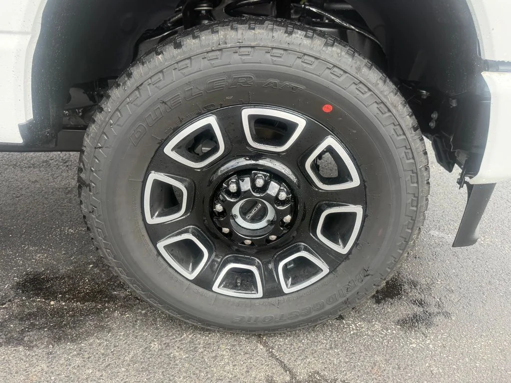 New 2026 Star White Metallic Tri-Coat Ford F-250® Platinum® image 68
