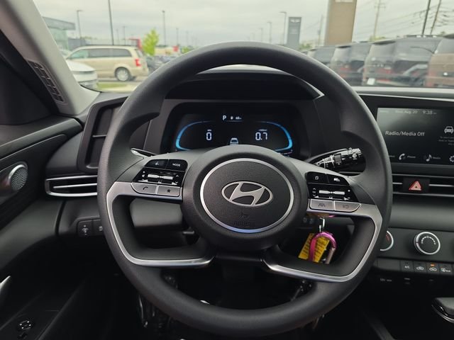Used 2025 Gray Hyundai SE image 14