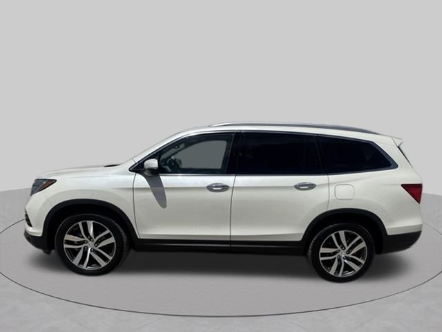 2018 Honda Pilot Touring - Photo 2