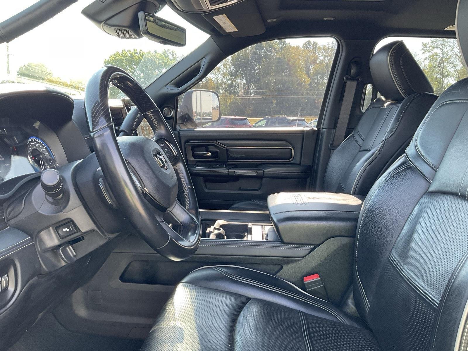 Used 2022 Diamond Black Crystal Pearlcoat Ram Limited image 9