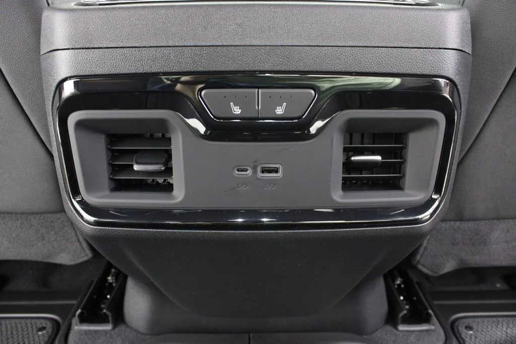 New 2026 Sterling Metallic GMC AT4 image 17