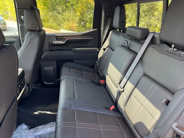2026 Chevrolet Silverado 1500 High Country - Photo 12