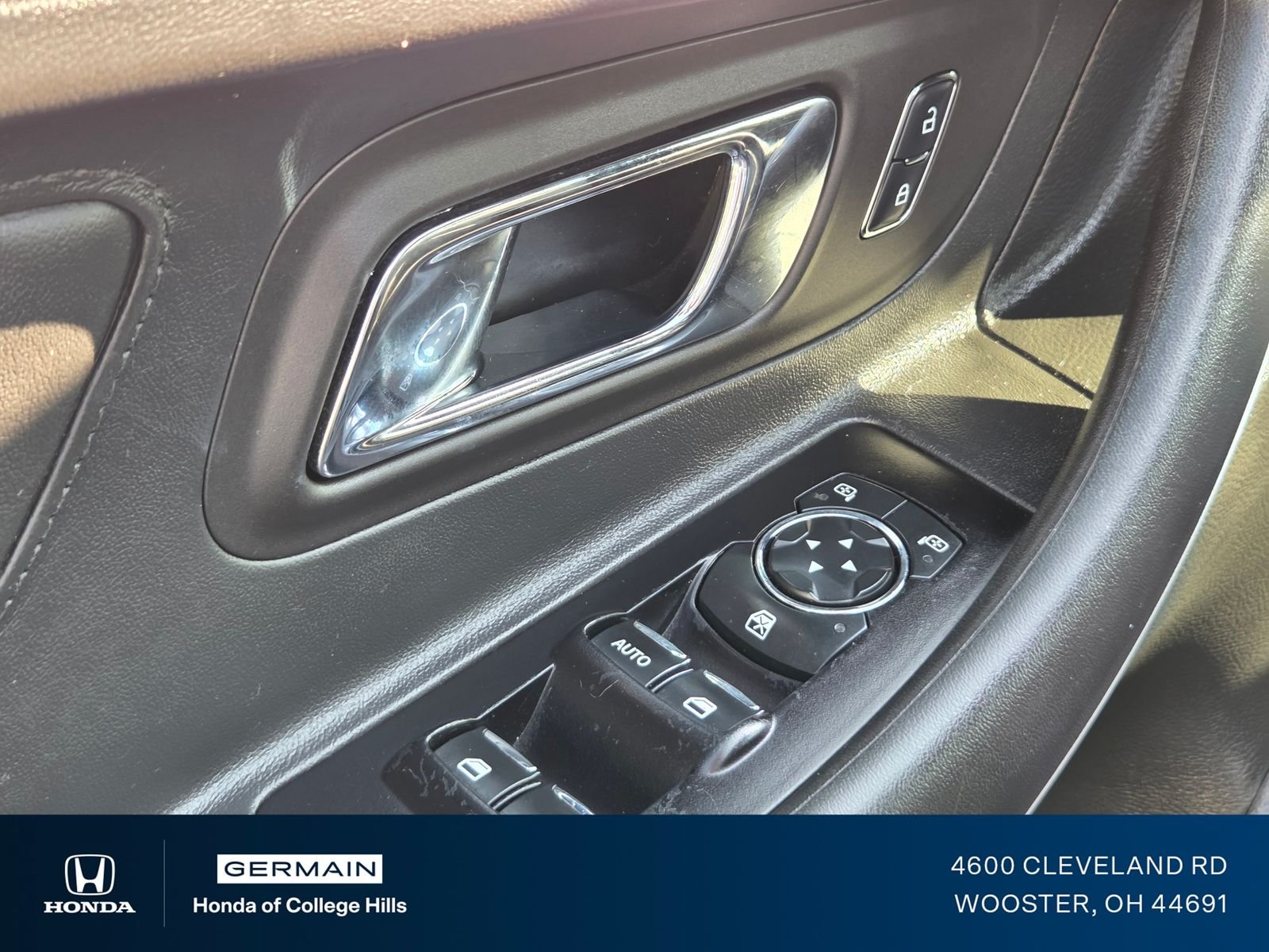 Used 2017 Blue Ford SEL image 25