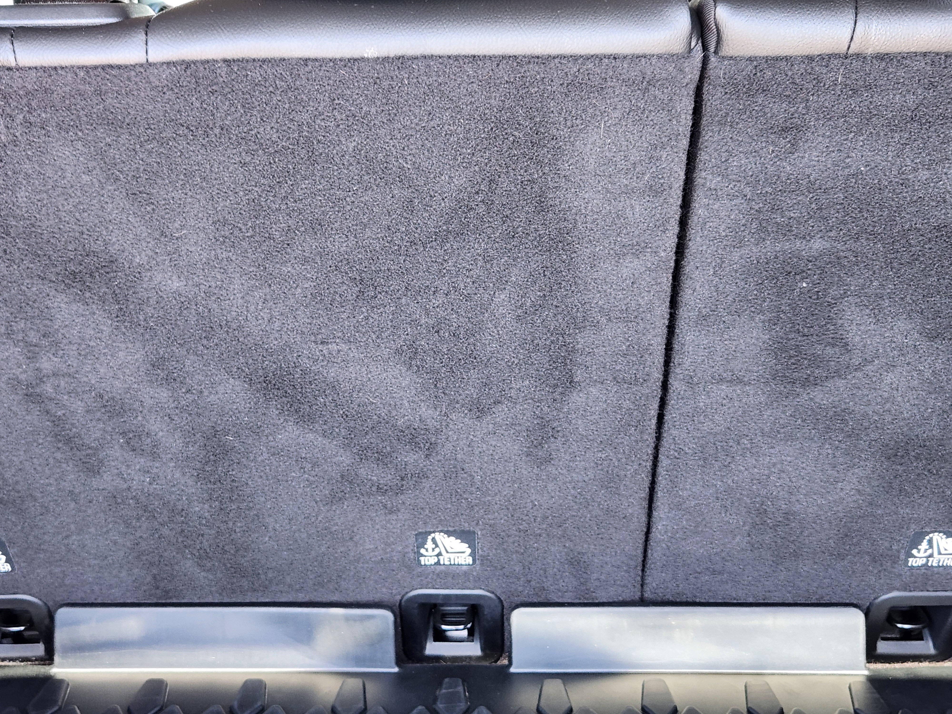 Used 2021 Red Jeep Latitude image 25