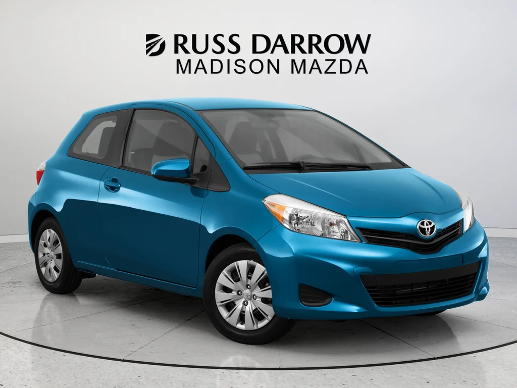 Used 2013 Blue Toyota LE image 6
