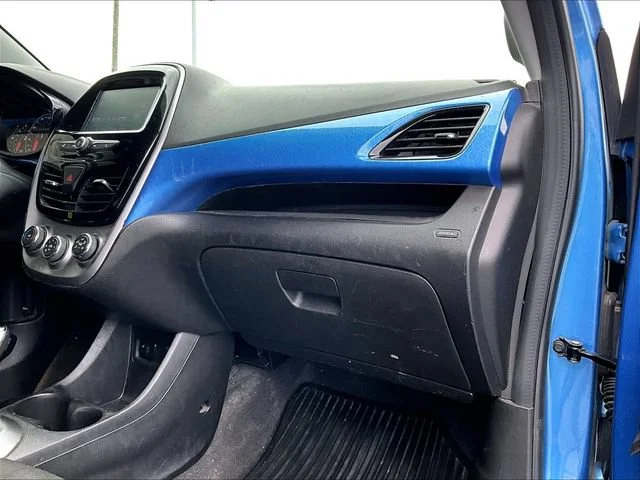 Used 2017 (Metallic Paint.) Chevrolet LT image 13
