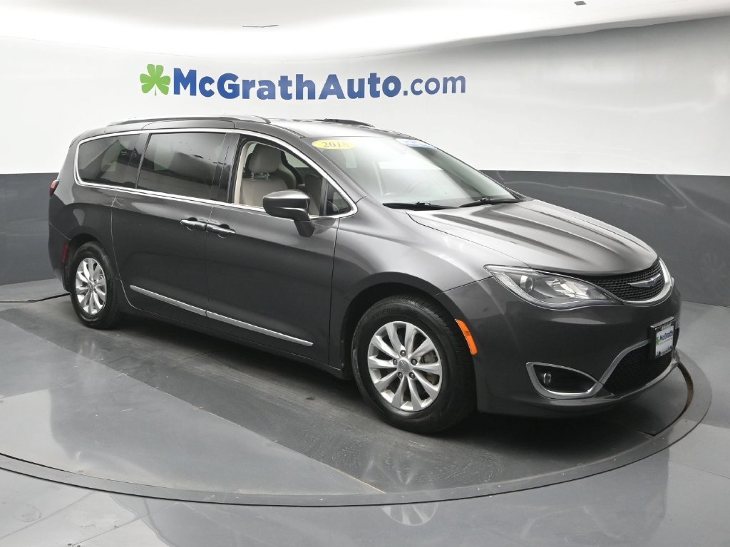 Used 2018 Gray Chrysler Touring L Plus image 2