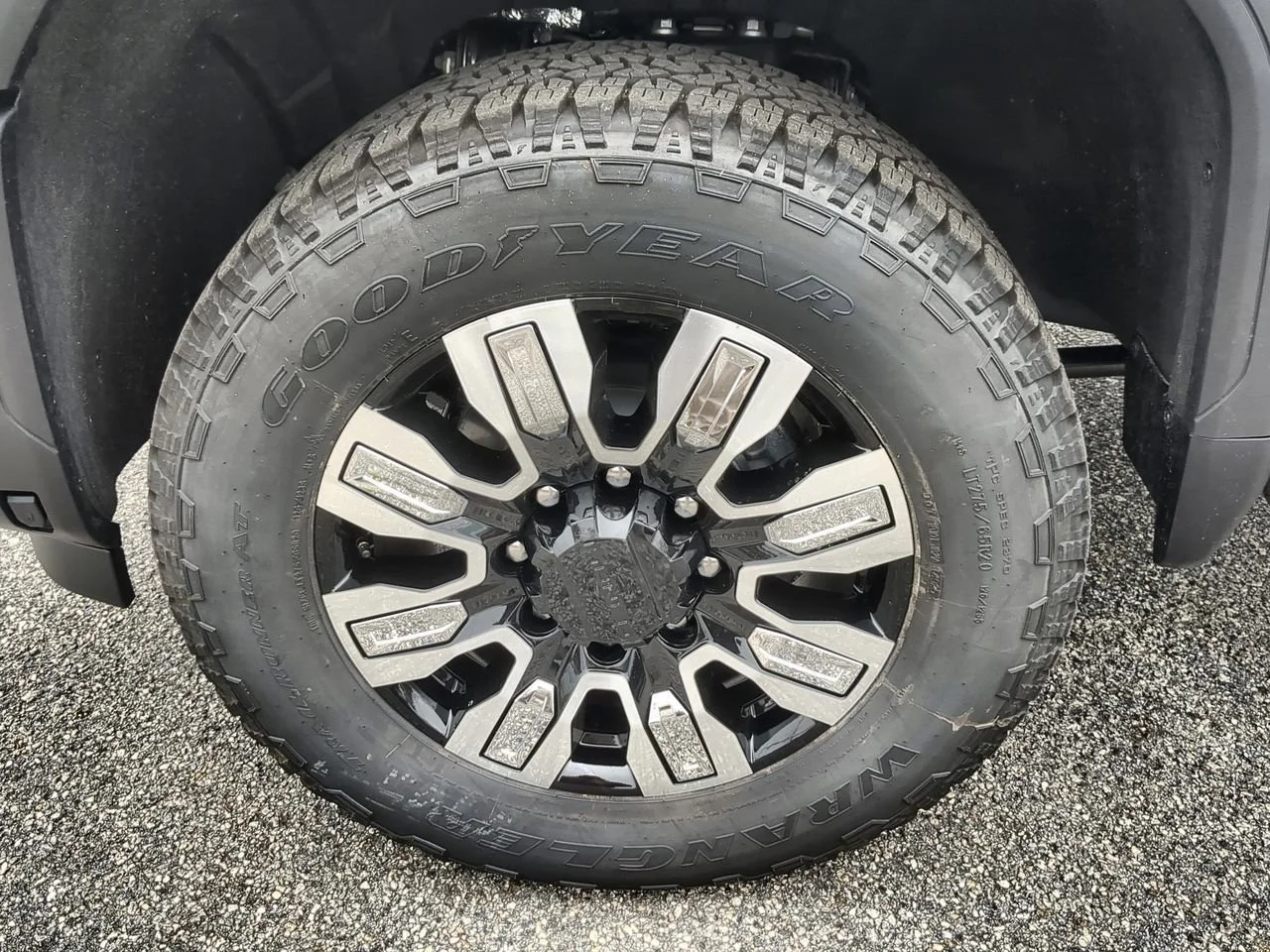 New 2026 Titanium Rush Metallic GMC Denali image 34