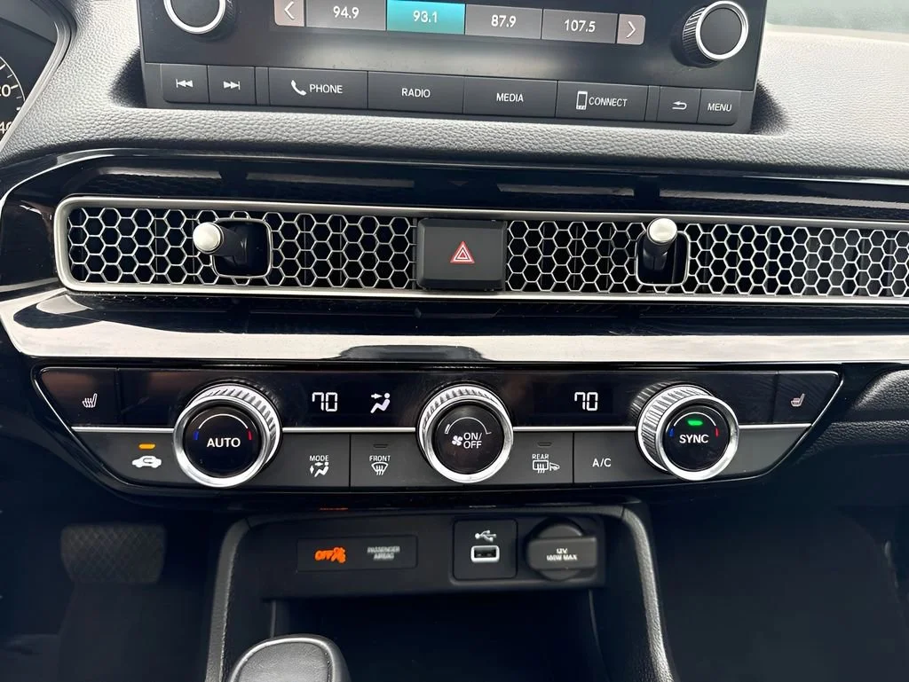 Used 2023  Honda EX image 20