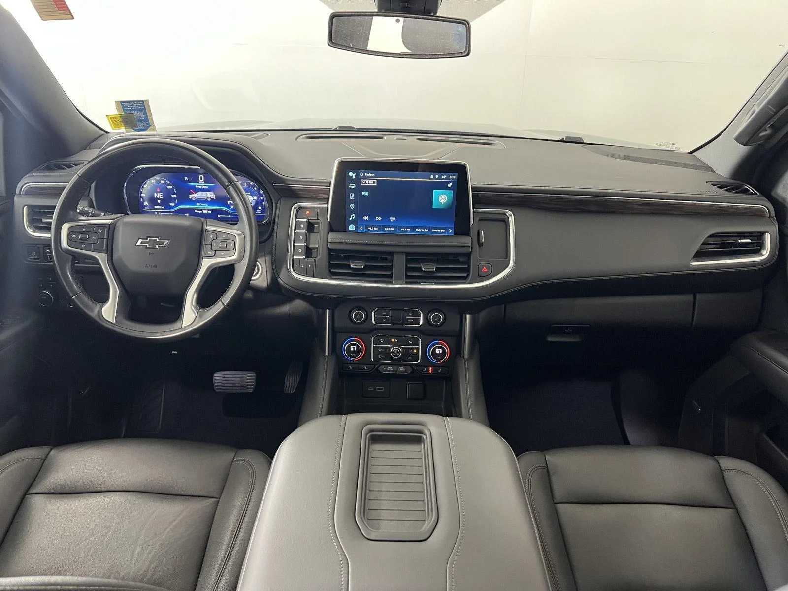 Used 2022 Satin Steel Metallic Chevrolet Z71 image 25