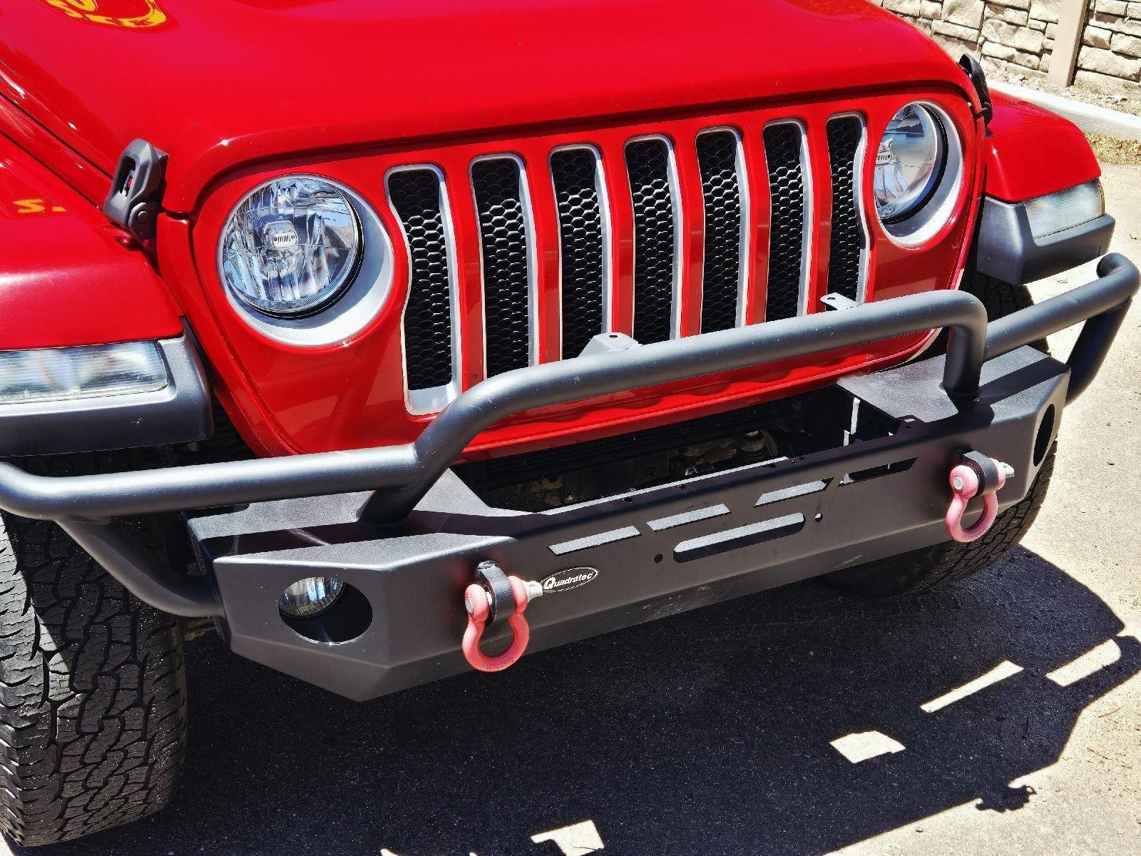 Used 2020 RED JEEP SAHARA image 12