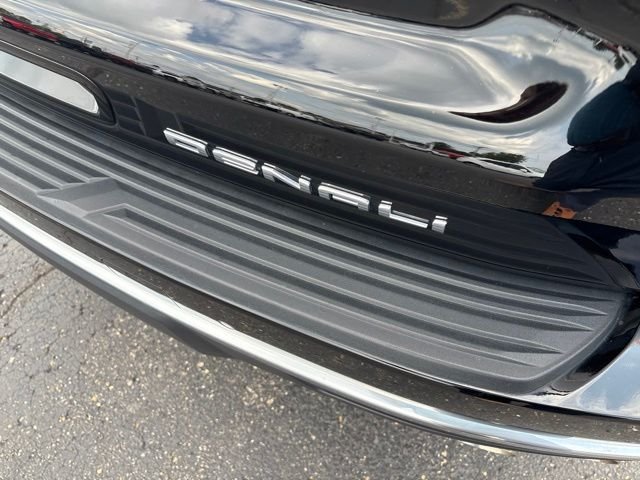 Used 2023 Black GMC Denali image 18