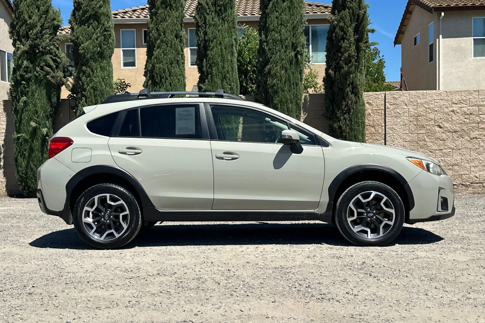 Used 2017 Dark Gray Metallic Subaru Limited image 3